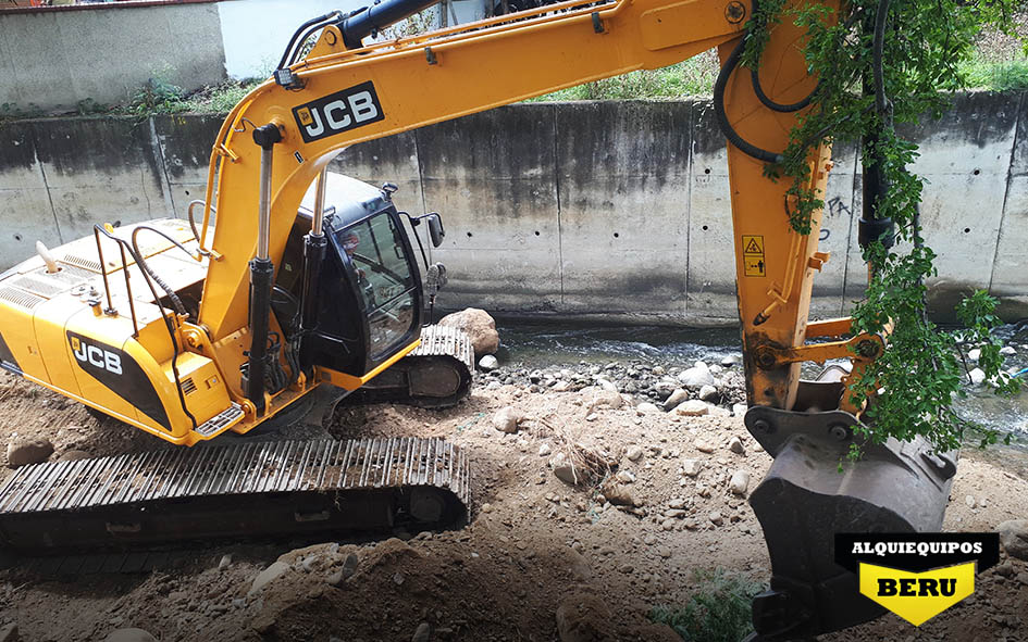 Contáctenos | Alquiler De Maquinaria Pesada | Herramienta Para Construcción